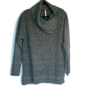Leo & Nicole oversize XL Unisex Sweater, NWOT